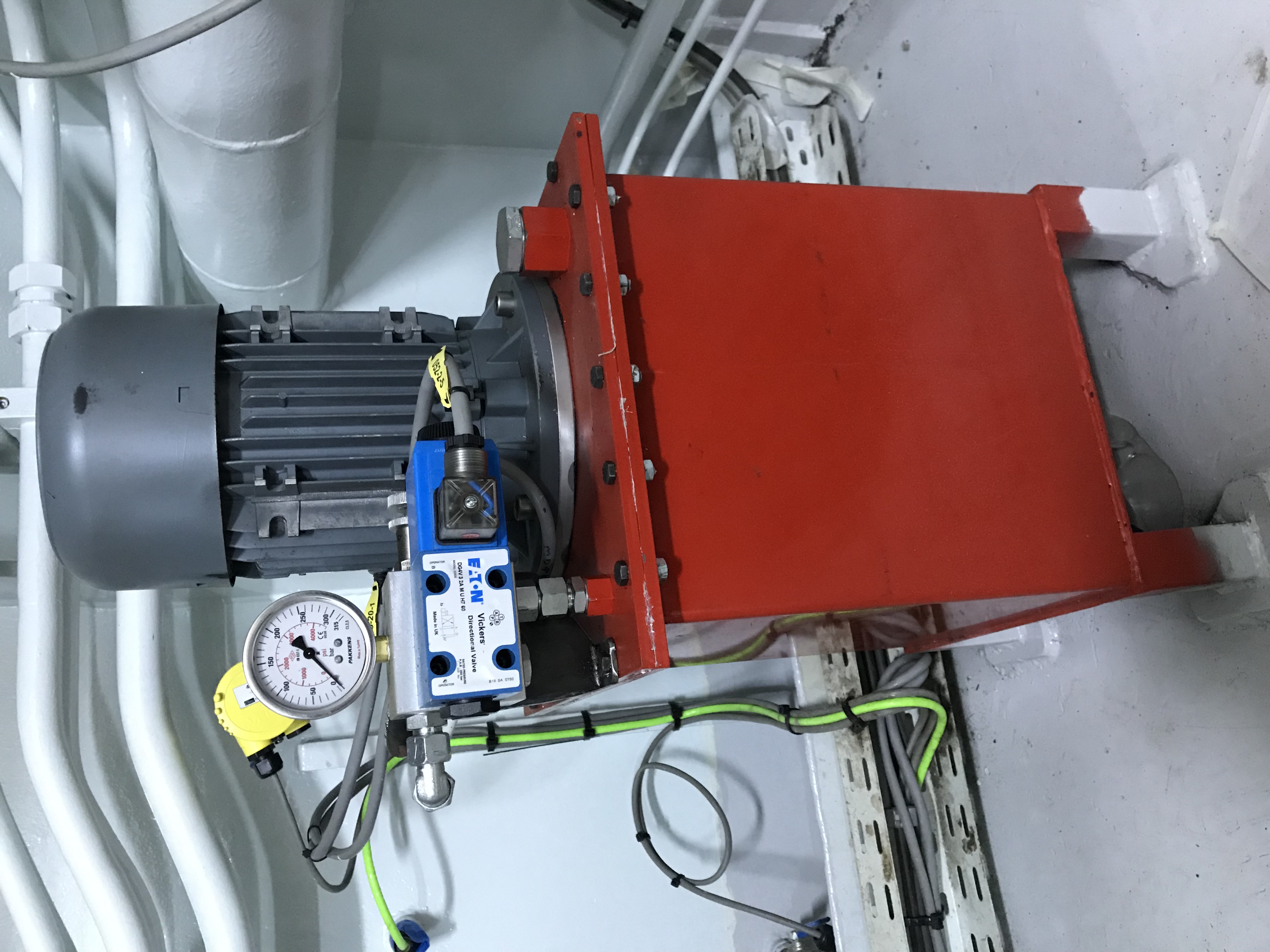 Hydraulic Watertight Hatch